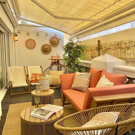 Genteel Mitjana Apartment