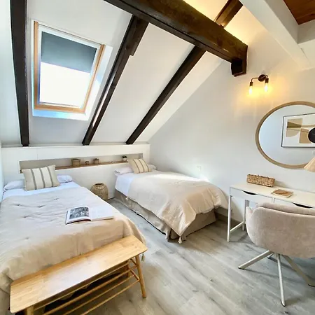 Genteel Mitjana Apartment Malaga