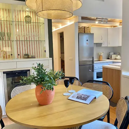Genteel Mitjana Apartment